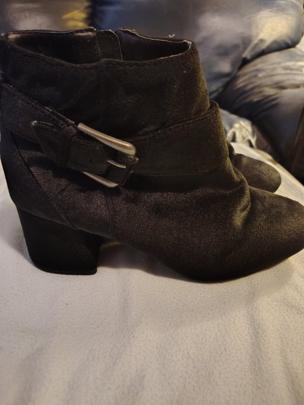 MIA 'Audrina' Velvet Booties with side zip and buckle accent size 9M